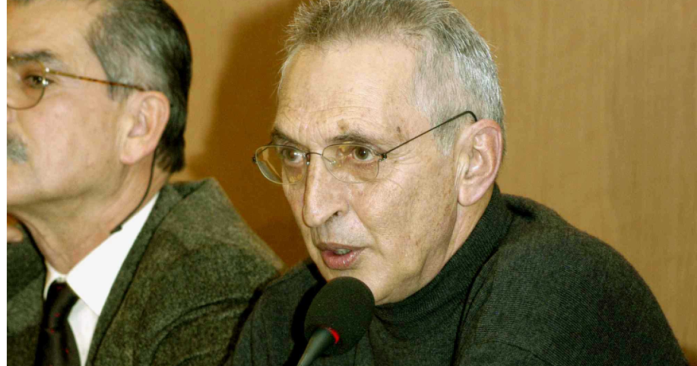 Πέθανε ο Γιώργος Ρούσης
